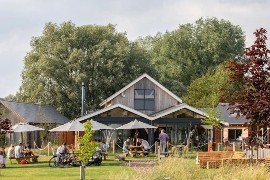 Roseberry Cottage - Lower Mill Estate Somerford Keynes Buitenkant foto